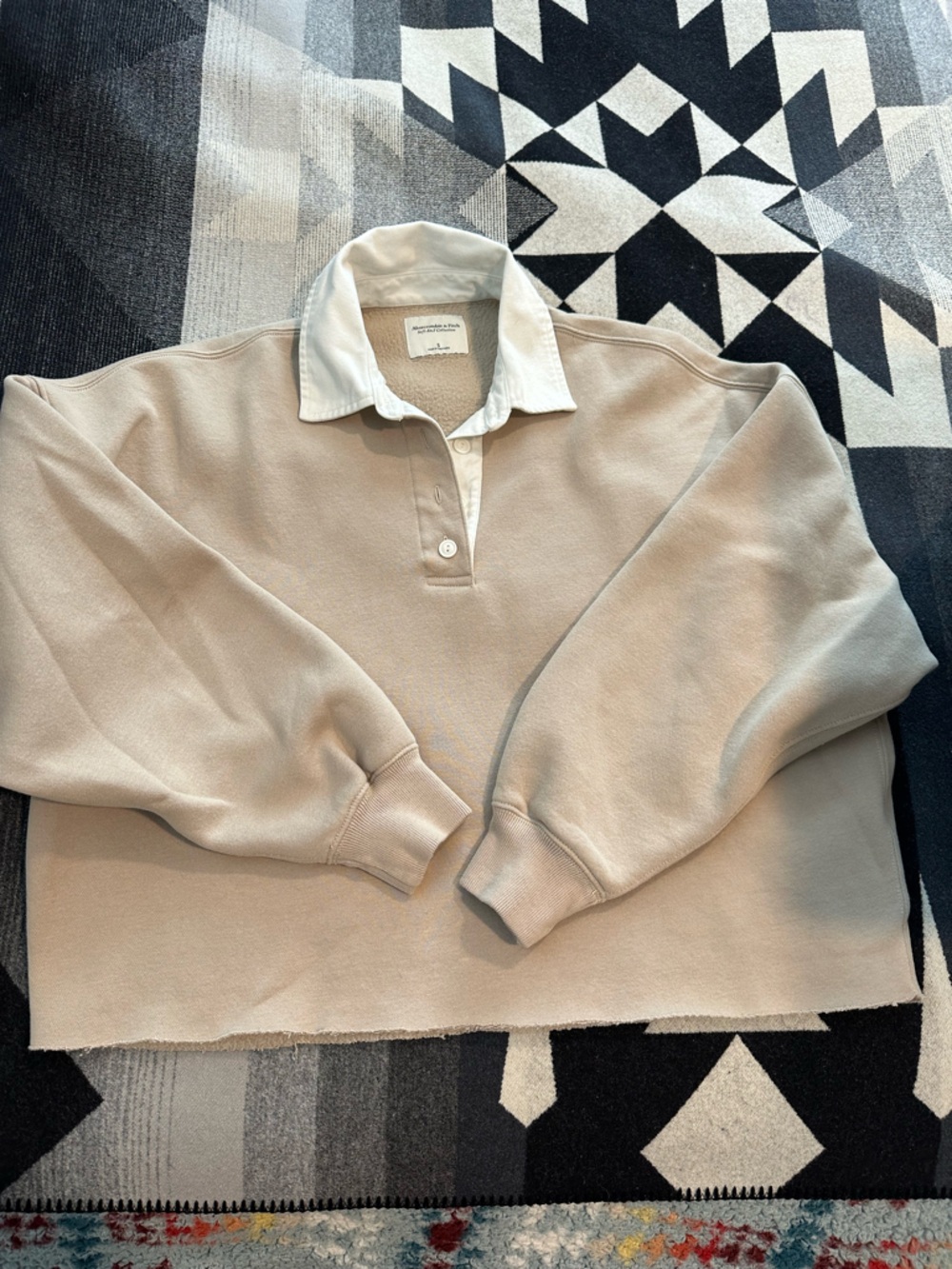 Abercrombie & Fitch Two-Tone Collared Sweatshirt — Cream & Taupe